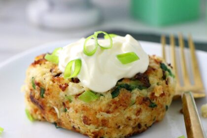 Herb Cauliflower Fritters [Vegan] – One Green Planet