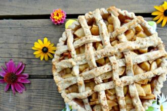 Super Simple Apple Pie [Vegan, Gluten-Free] – One Green Planet