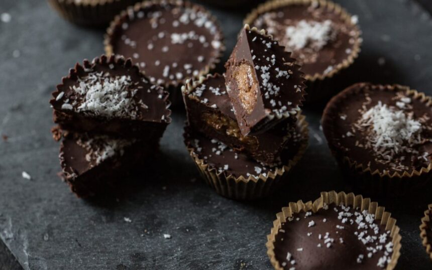 Spicy Chocolate Almond Butter Tahini Cups [Vegan, Gluten-Free] – One Green Planet