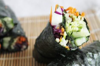 Raw Nori Wraps With Spicy Dipping Sauce [Vegan] – One Green Planet