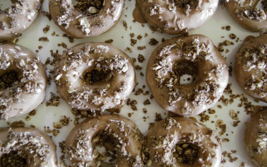 15 Doughnuts to Glaze Over for #NationalGlazedDoughnutDay – One Green Planet