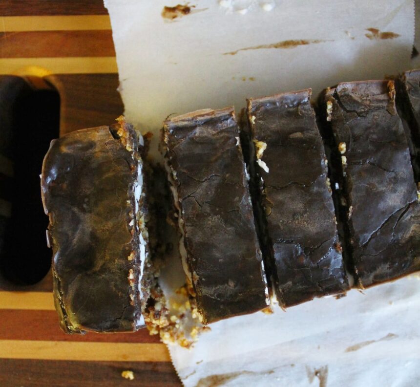 Choco-Mint Almond Bars [Vegan] – One Green Planet