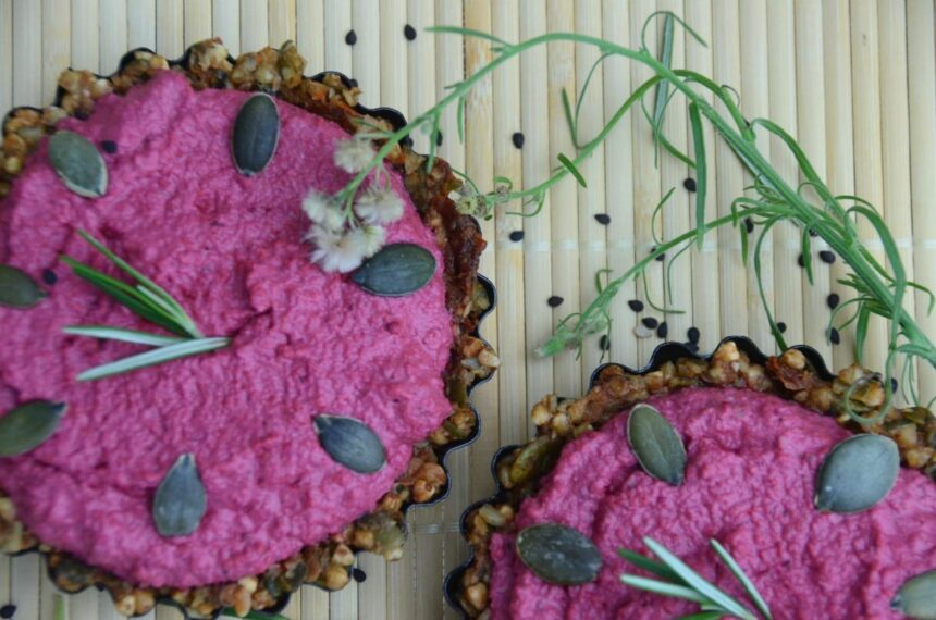 Vibrant Raw Beetroot and Rosemary Tarts [Vegan, Gluten-Free] – One Green Planet