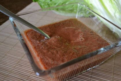 Oil-Free Tomato, Kalamata, and Miso Salad Dressing [Vegan] – One Green Planet