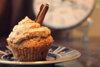 Cinnamon Latte Cupcakes [Vegan] – One Green Planet