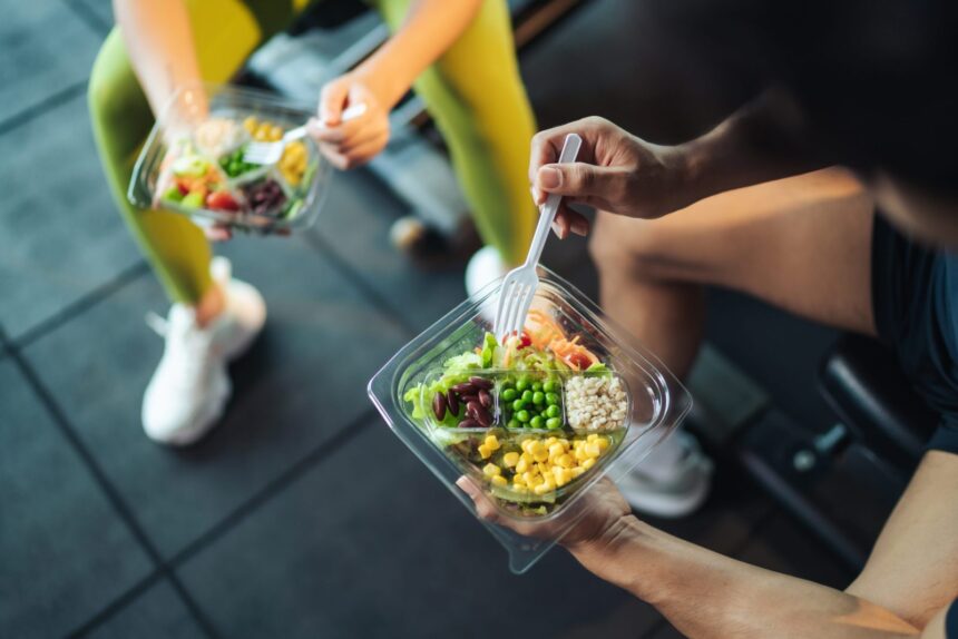 Should You Eat Before or After a Workout? Here’s What Experts Say – One Green Planet