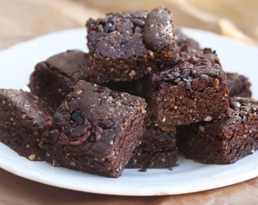 How to Make Delicious No-Bake Raw Vegan Treats for Every Craving! – One Green Planet