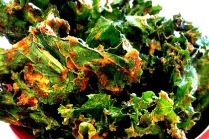 Spicy Kale Chips [Vegan, Raw, Gluten-Free]