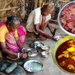 CHICKEN MEAT CURRY recipe cooking &eating by rural grandma and grandpa||