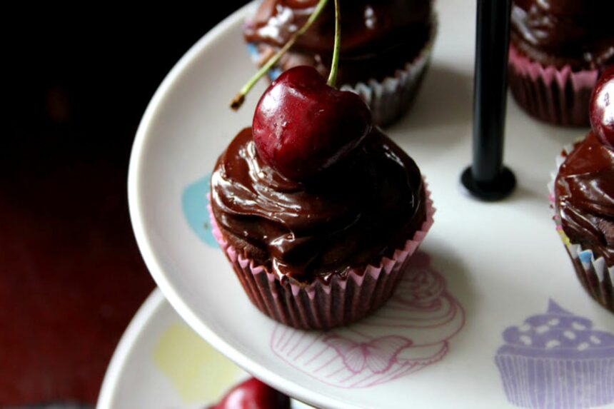 10 Decadent Chocolaty Treats for All Your Loved Ones – One Green Planet