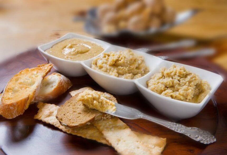 5 Quick and Easy Breakfasts You Can Whip Up in Your Food Processor! – One Green Planet