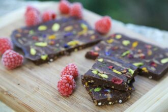 Raw Chocolate Bark With Pistachios and Edible Flowers [Vegan]