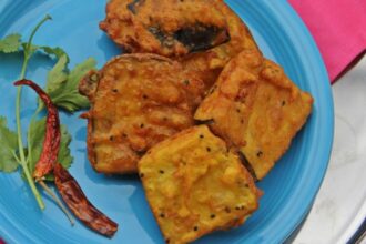 Beguni (Batter Coated Eggplant Wedges) [Vegan, Gluten-Free]