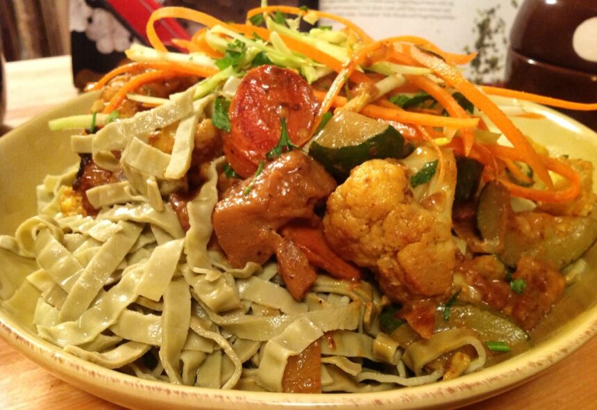 7 Wheat-Free Noodle Options to Use in Your Favorite Dishes – One Green Planet