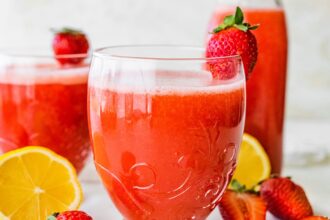 Easy Strawberry Juice
