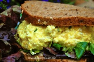vegan egg sandwich