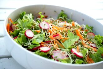 4 Fresh and Healthy Salad Dressing Recipes to Try This Summer – One Green Planet