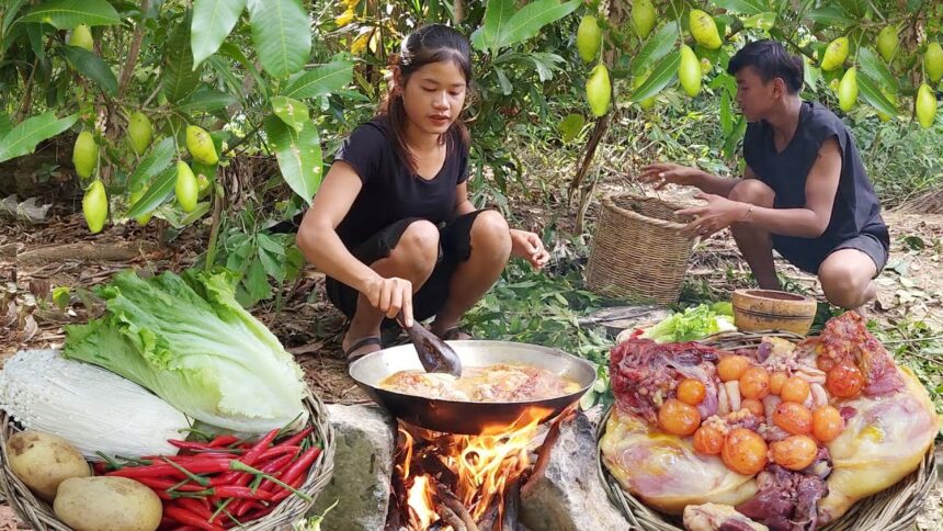 Chicken curry and Egg salad for dinner, Small green mango for snack - Survival cooking in jungle