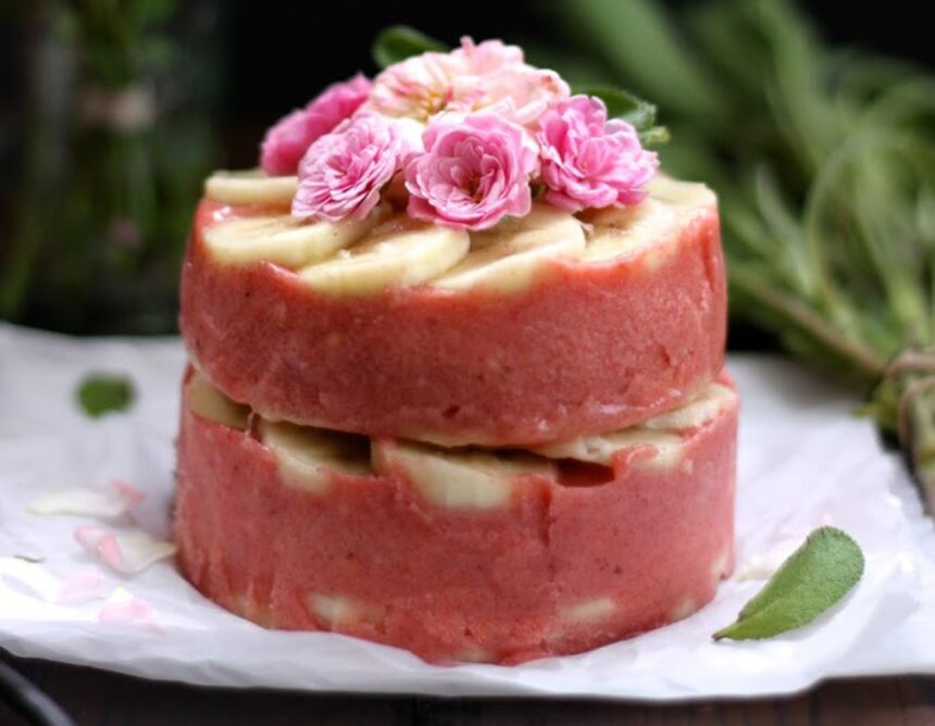Banana Strawberry Ice Cream Cake