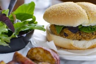 5 All-American Veggie Burger Recipes for a Healthy Fourth of July! – One Green Planet