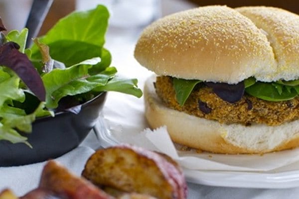 5 All-American Veggie Burger Recipes for a Healthy Fourth of July! – One Green Planet