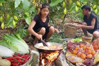 Chicken curry and Egg salad for dinner, Small green mango for snack - Survival cooking in jungle