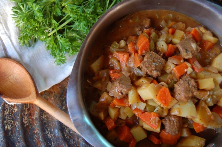 Around the World in 10 Plant-Based Stews Bursting with Flavor! – One Green Planet