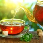 How to Brew Refreshing Health-Boosting Sun Tea at Home! – One Green Planet