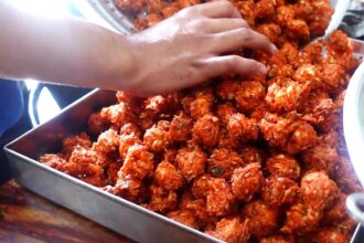 VEG MANCHURIAN MAKING | Fast Food Recipes | Veg Manchurian Recipe | Hyderabad | Street Food 2021