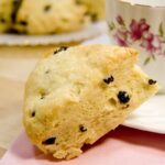 Currant-Lemon Scones [Vegan] – One Green Planet