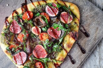 Fig and Caramelized Onion Flatbread [Vegan] – One Green Planet