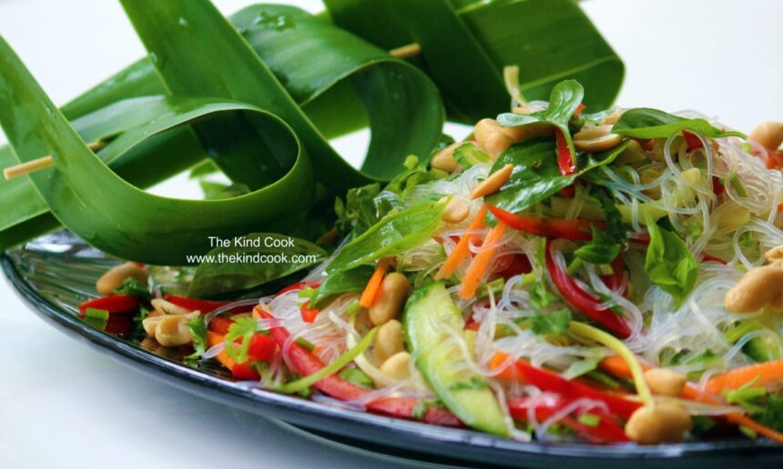 Crunchy Vietnamese Vermicelli Salad [Vegan] – One Green Planet
