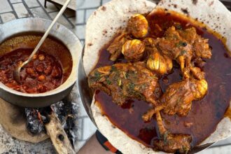 युवराज भाई स्पेशल तीखा राजस्थानी चिकन भुना रोटी पे रख के JAIPUR NONVEG | NON-VEG RECIPES FROM INDIA