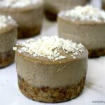 Acai Berry and Banana Mini Cheesecakes [Vegan] – One Green Planet