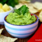 Pineapple Guacamole [Raw Vegan] – One Green Planet
