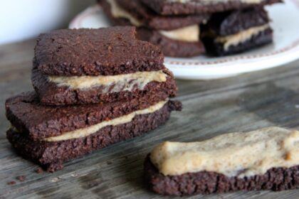 British Baileys Bourbon Cream Biscuits [Vegan] – One Green Planet