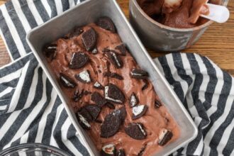 Chocolate Oreo Ice Cream - Barefeet in the Kitchen