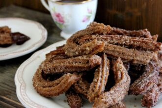 Churros With Coconut Sugar and Chilli Chocolate Sauce [Vegan] – One Green Planet