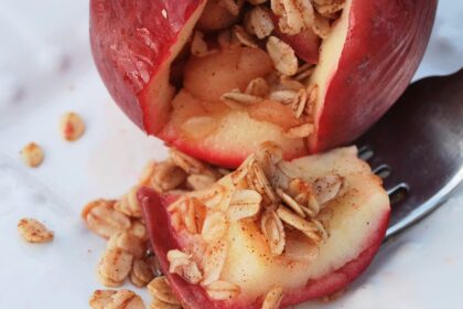 Apple Pie Stuffed Apples [Vegan] – One Green Planet
