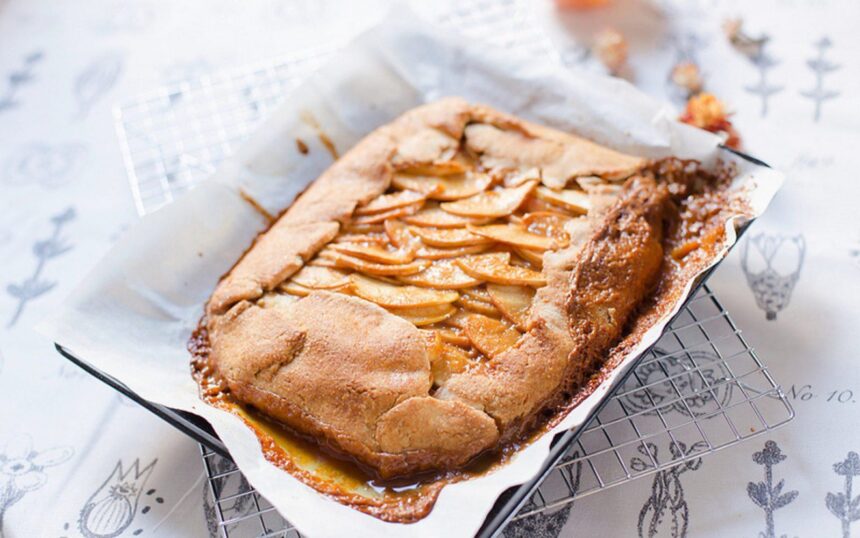 31 Cozy Apple Recipes to Warm Your Heart This Season! – One Green Planet