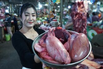 Country chefs: Buy cow organs and cooking - Yummy cow organs soup recipes