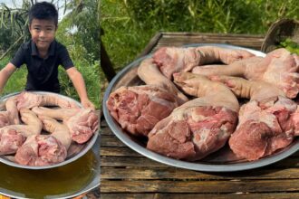 Chef Seyhak: Yummy pork legs cooking with homestyle | Pork legs recipe