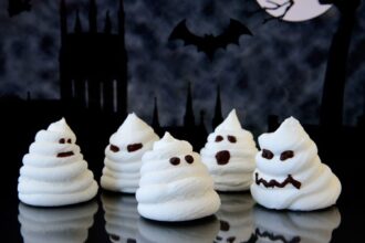 Meringue Ghosts [Vegan, Grain-Free] – One Green Planet