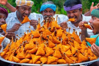 FRIED CHICKEN SAMOSA | Crispy Samosa Recipe Cooking in Village | Chicken Recipe | Indian Street Food