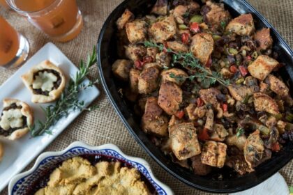 5 Delicious Lunch and Dinner Recipes from One Green Planet’s Must-Have Thanksgiving Cookbook – One Green Planet