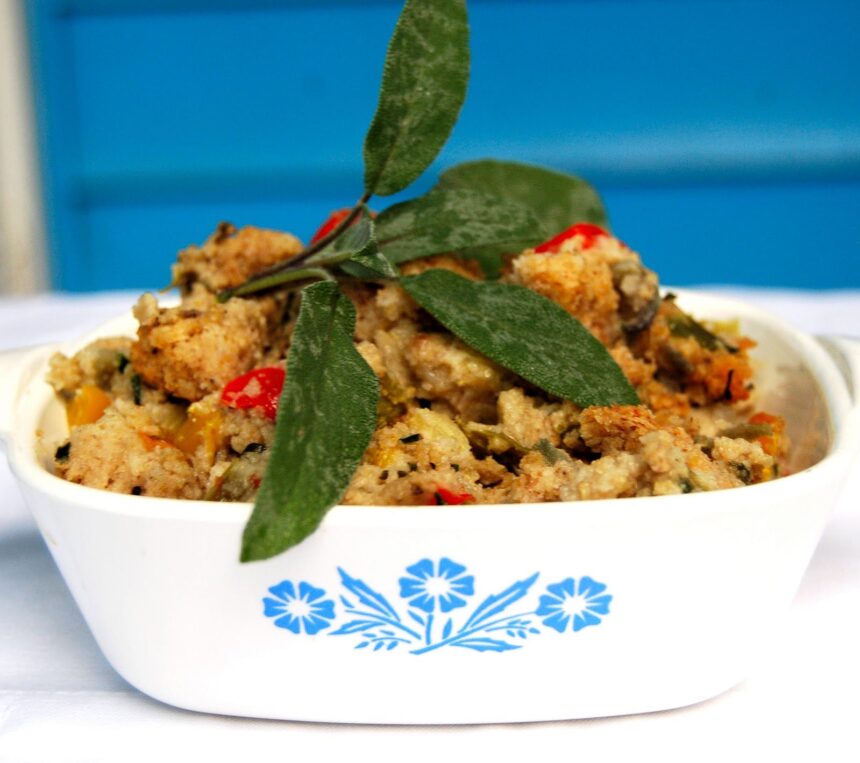 Cornbread Stuffing With Bell Peppers [Vegan] – One Green Planet