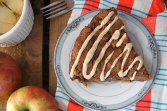 Deep Dish Apple Cinnamon Skillet Cake [Vegan] – One Green Planet