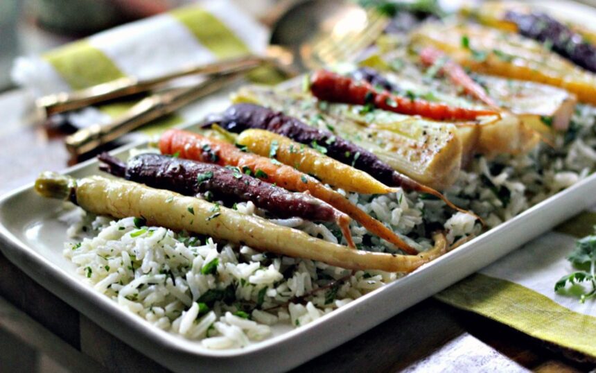 Ultimate Guide to Turkey-Less Plant-Based Thanksgiving Entrées! – One Green Planet