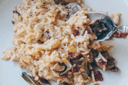 Baked Mushroom Risotto With Rosemary and Dried Cranberries [Vegan] – One Green Planet