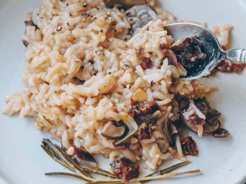 Baked Mushroom Risotto With Rosemary and Dried Cranberries [Vegan] – One Green Planet
